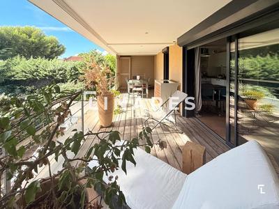 Appartement - 105 m² - 3 pièces