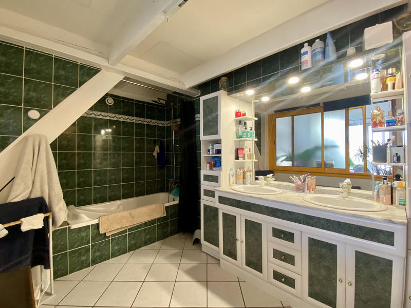 Maison - 145 m² - 5 pièces