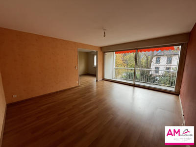 Appartement - 91 m² - 4 pièces