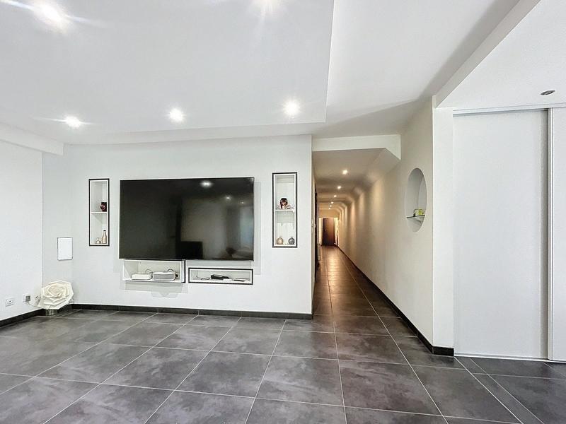 Appartement - 170 m² - 6 pièces