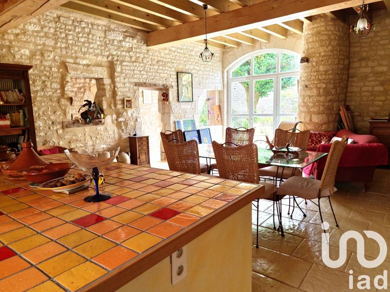 Maison - 279 m² - 10 pièces