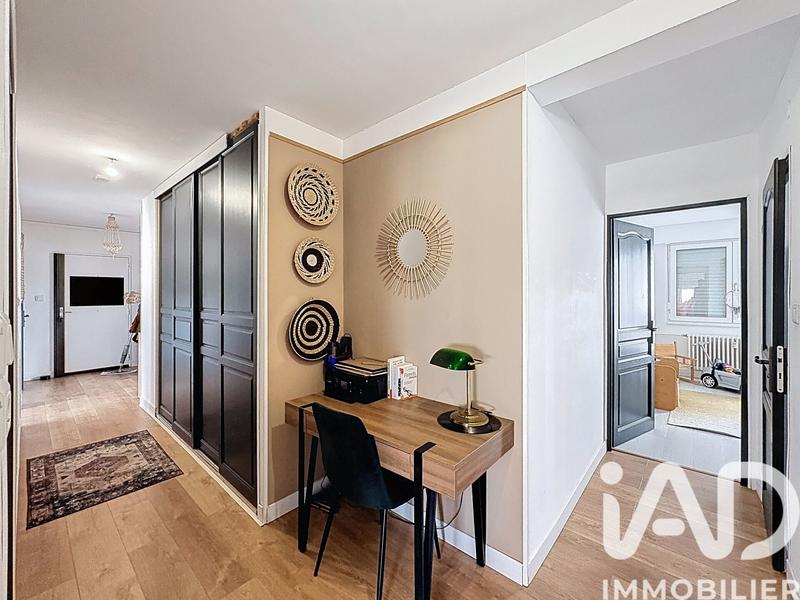 Appartement - 100 m² - 5 pièces