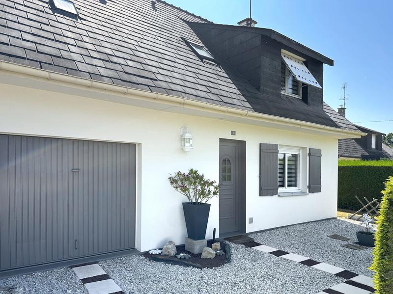 Maison - 102 m² - 5 pièces