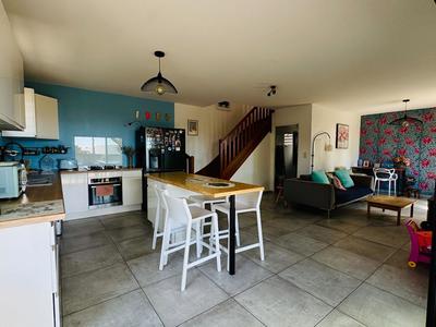 Maison - 84 m² - 4 pièces