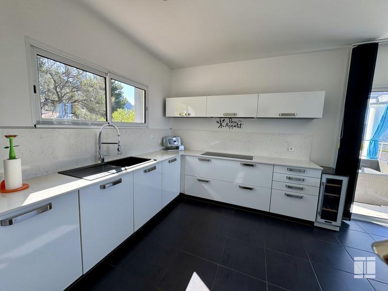 Villa - 185 m² - 5 pièces