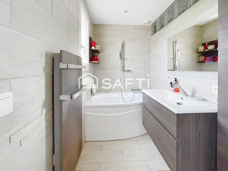 Maison - 135 m² - 5 pièces