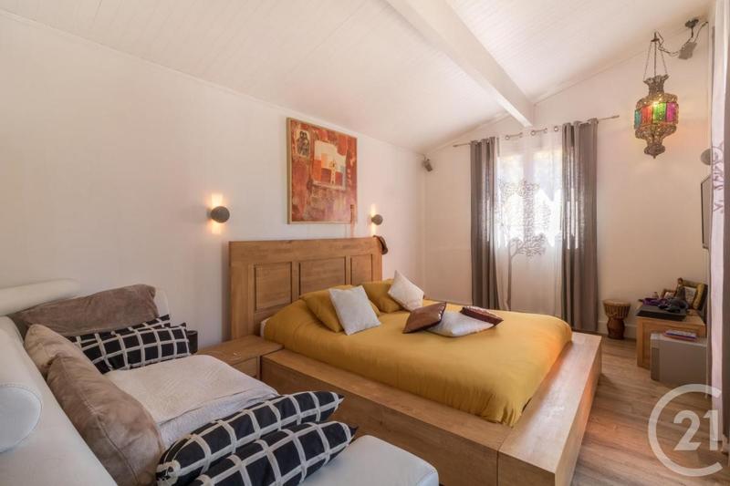 Maison - 158 m² - 6 pièces