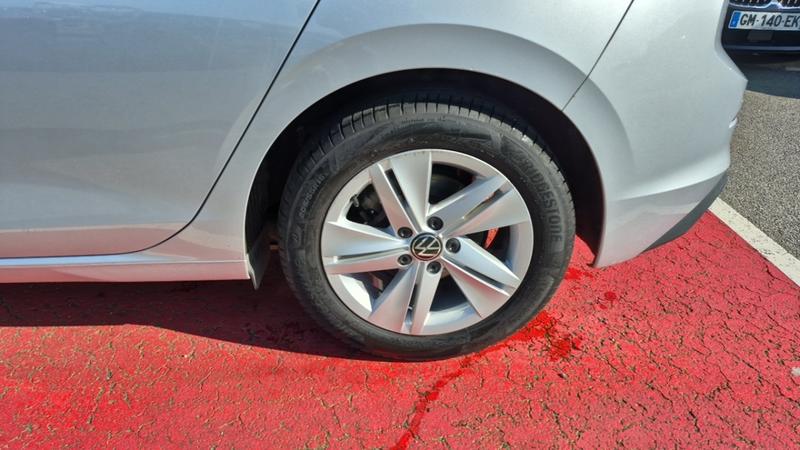 Volkswagen Golf 1.0 Etsi Opf 110 Dsg7 Life Business