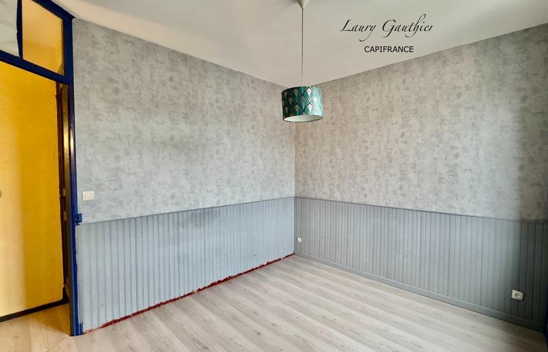 Maison - 95 m² - 5 pièces