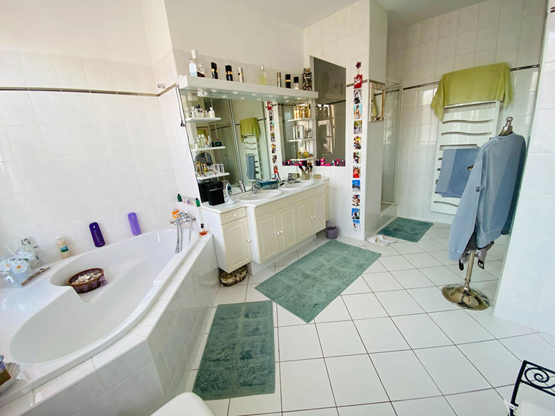 Maison - 160 m² - 6 pièces