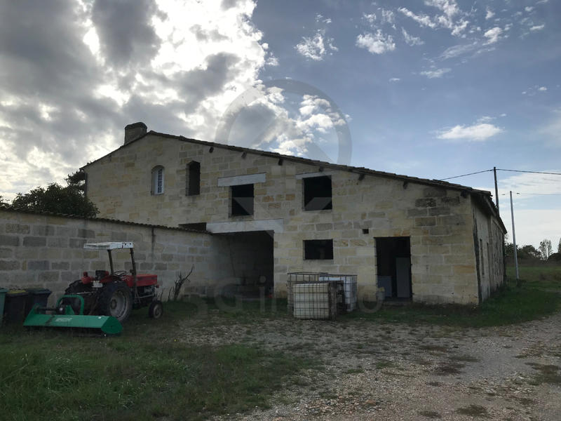 Maison ancienne - 207 m² - 6 pièces