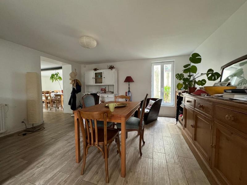 Maison - 170 m² - 8 pièces