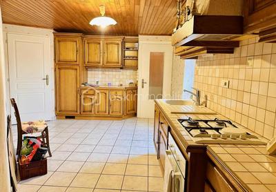 Maison de ville - 75 m² - 4 pièces