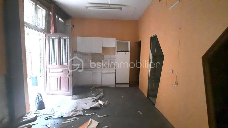 Immeuble - 96 m² - 6 pièces