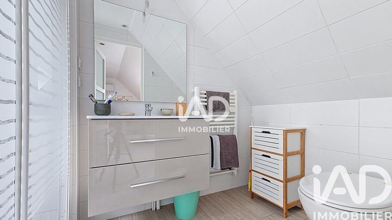 Maison - 206 m² - 8 pièces