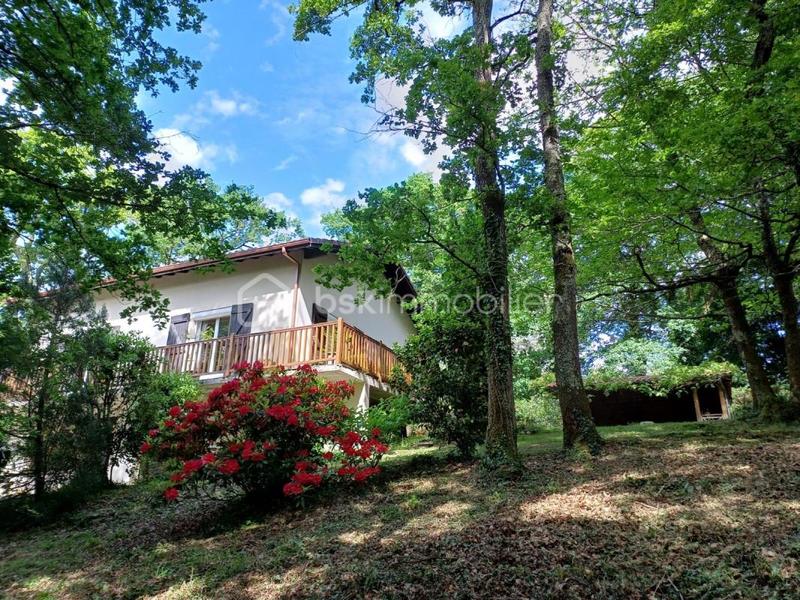 Maison - 133 m² - 6 pièces