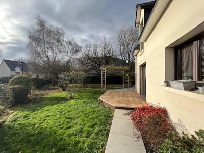 Maison - 136 m² - 6 pièces