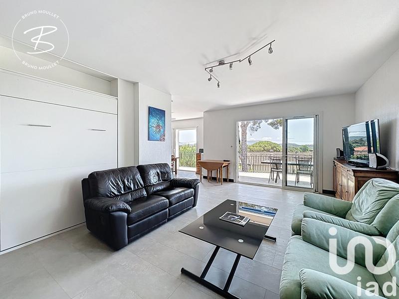 Maison - 180 m² - 9 pièces