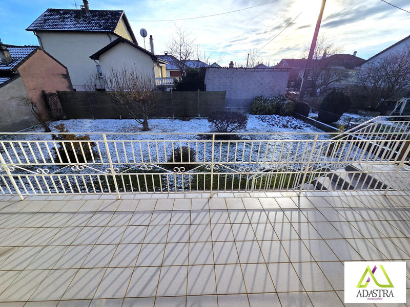 Maison - 110 m² - 5 pièces