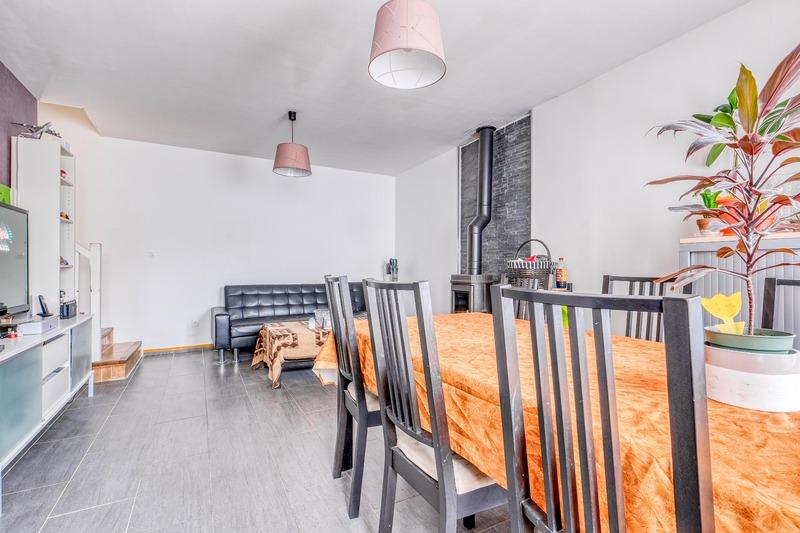 Maison - 122 m² - 6 pièces