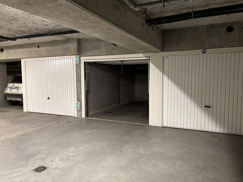 Parking - 12 m²