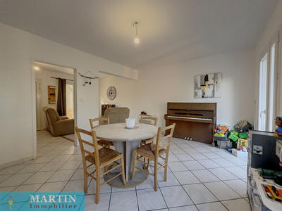 Maison - 90 m² - 4 pièces