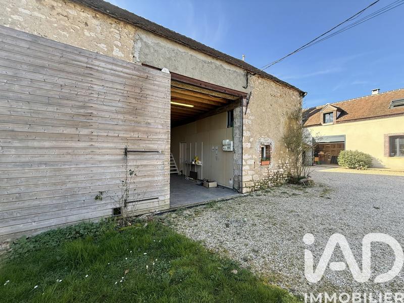 Maison - 178 m² - 8 pièces