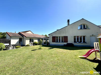 Maison traditionnelle - 89 m² - 4 pièces