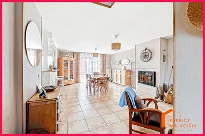 Maison - 174 m² - 6 pièces