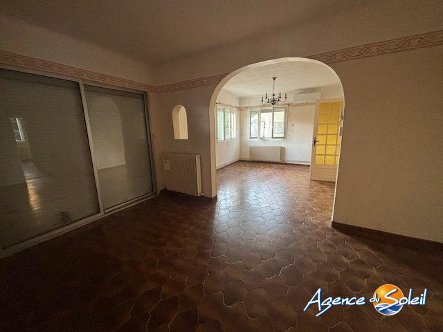 Appartement - 77 m² - 4 pièces