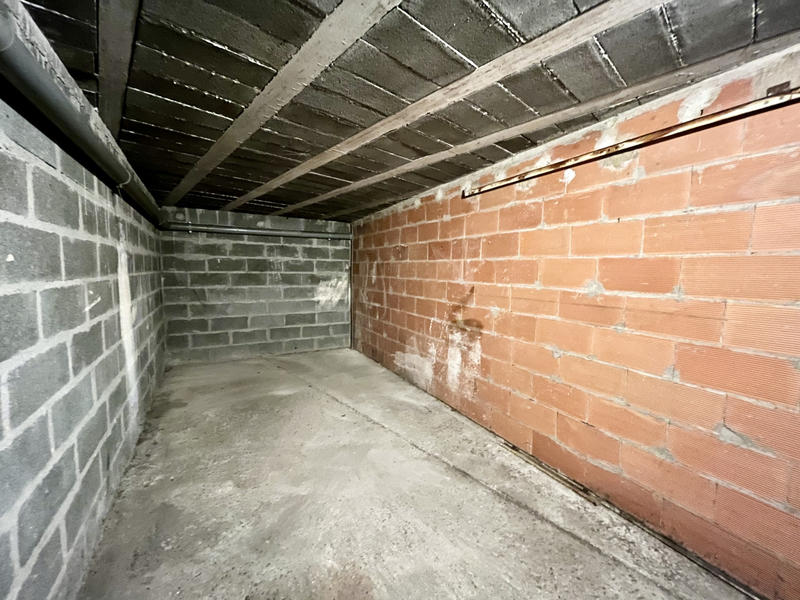 Parking / Garage - 15 m²