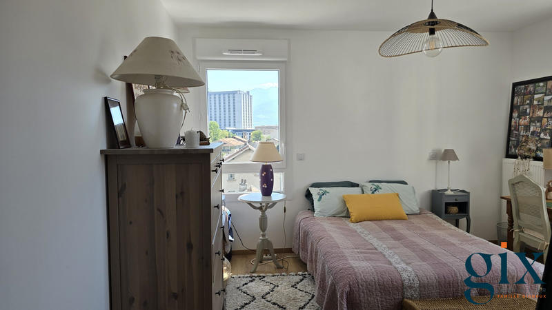 Appartement - 86 m² - 3 pièces