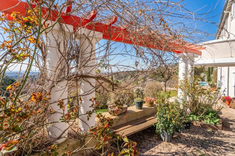 Maison ancienne - 217 m² - 5 pièces