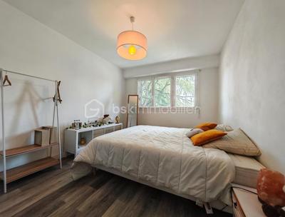 Appartement - 75 m² - 4 pièces