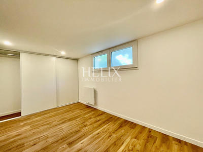 Maison - 148 m² - 10 pièces