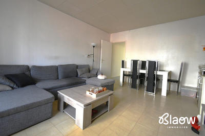 Appartement - 100 m² - 2 pièces