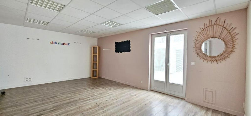 Immeuble - 150 m² - 3 pièces