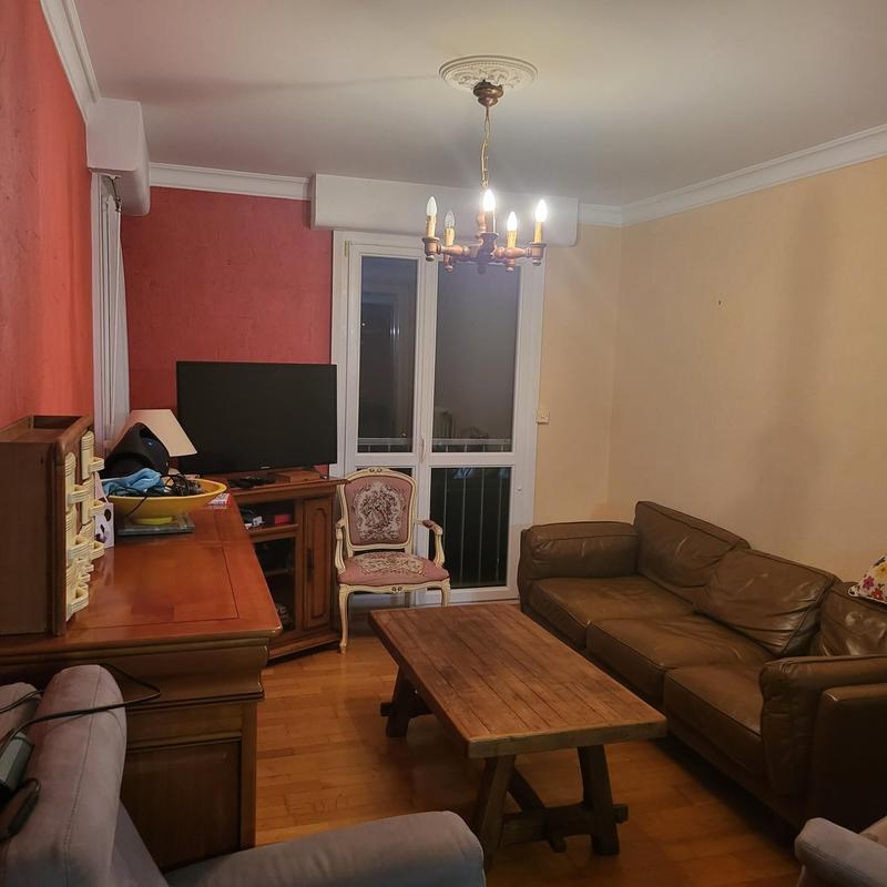 Appartement - 75 m² - 5 pièces