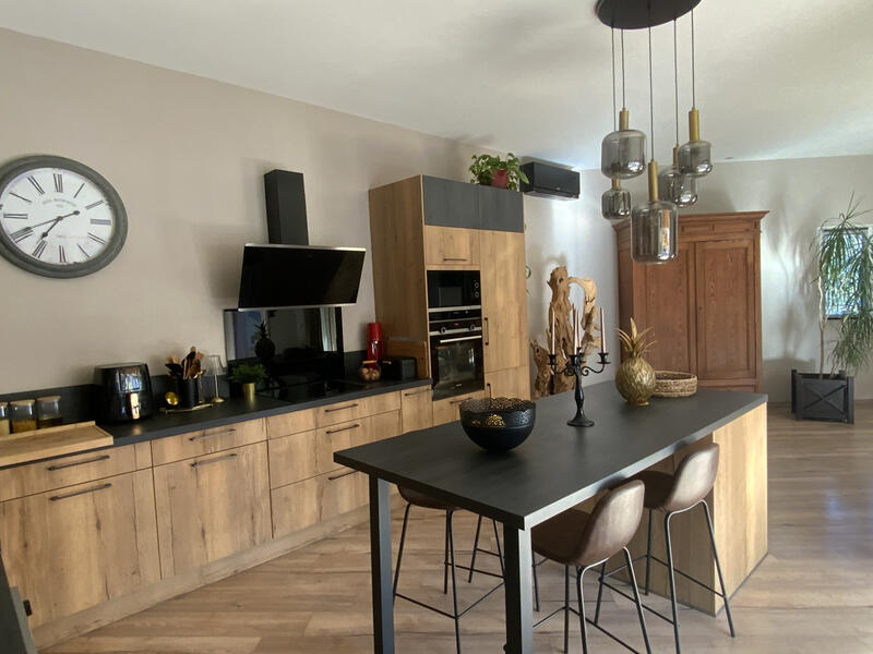 Maison - 168 m² - 6 pièces