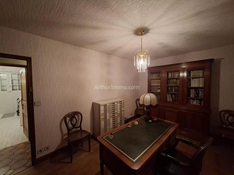 Maison - 200 m² - 8 pièces