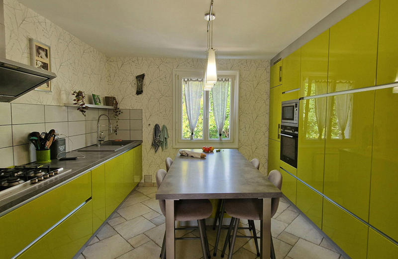 Maison - 156 m² - 7 pièces