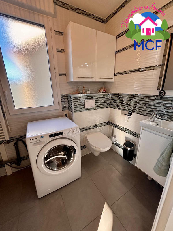 Maison traditionnelle - 88 m² - 4 pièces