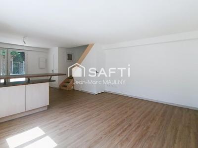 Maison - 64 m² - 4 pièces