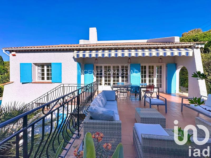 Maison - 259 m² - 8 pièces