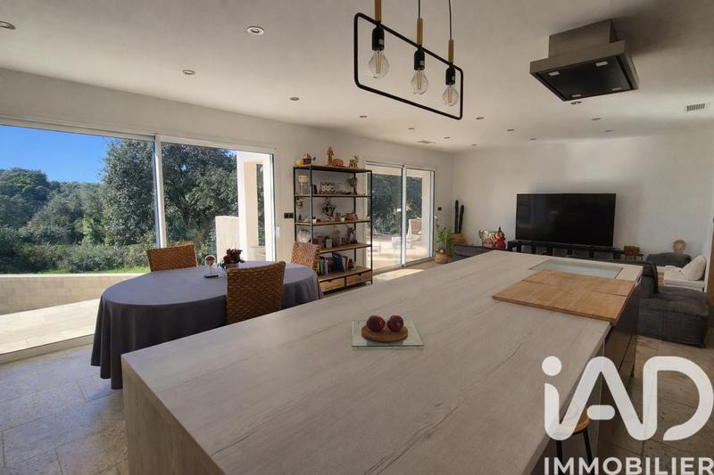 Maison - 137 m² - 5 pièces