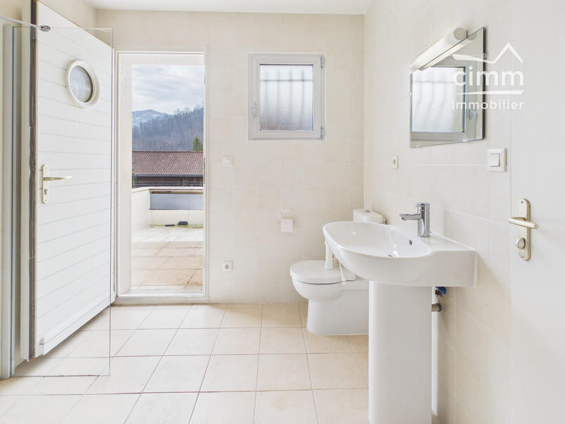 Maison - 127 m² - 5 pièces