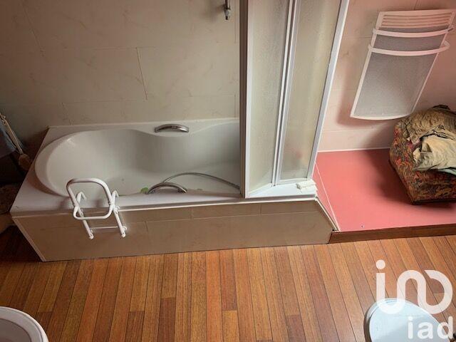 Maison - 192 m² - 6 pièces