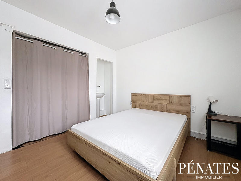 Maison - 203 m² - 10 pièces