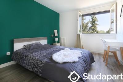 Chambre - 11 m² - 1 pièce