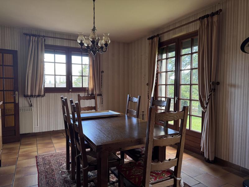 Maison traditionnelle - 160 m² - 5 pièces